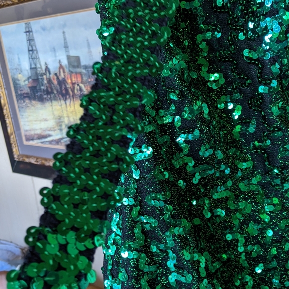 Lilli Diamond California Vintage Sequin Gown. Size 10 - Picture 6 of 13